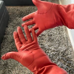 Red Leather Gloves vintage  Aris,silk inside designer Spider-Man looking! ❤️